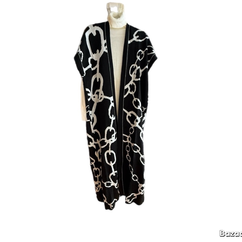 Brand new 2 pieces winter black and white dress set .